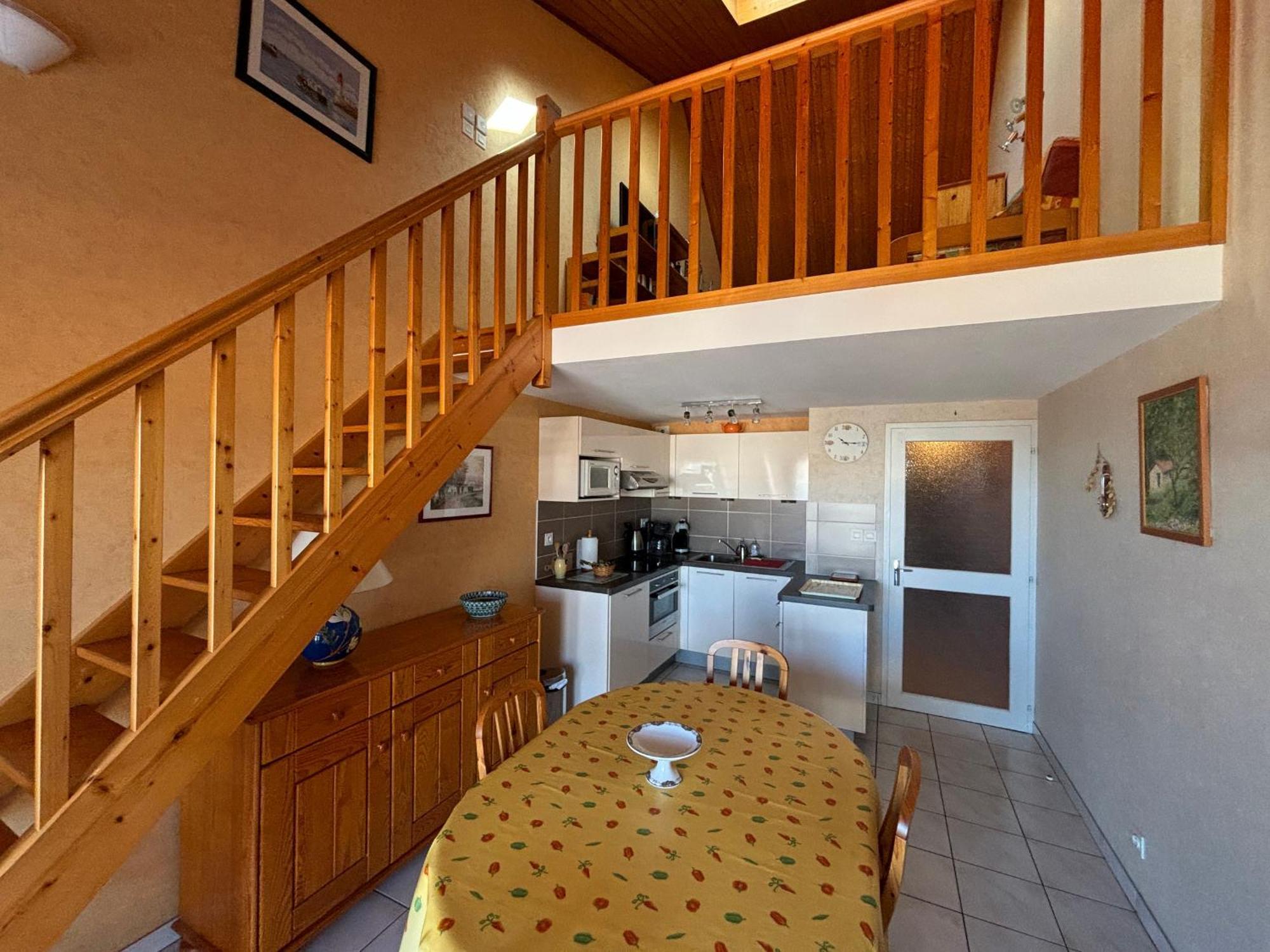 T3 - A 50m De La Plage, 2 Chambres, Garage - Fr-1-197-225 *